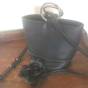 Vintage black bucket bag